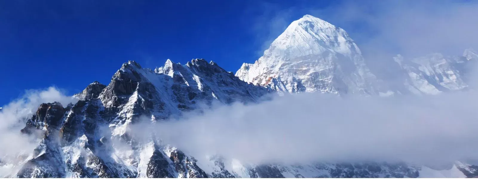 Kanchenjunga South Base Camp Trekking